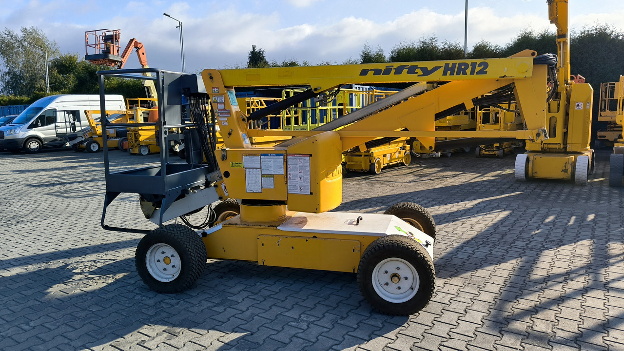 NIFTYLIFT HR 12 NE - Gelenkarmbühne: das Bild 2 NIFTYLIFT HR 12 NE - Gelenkarmbühne: das Bild 2