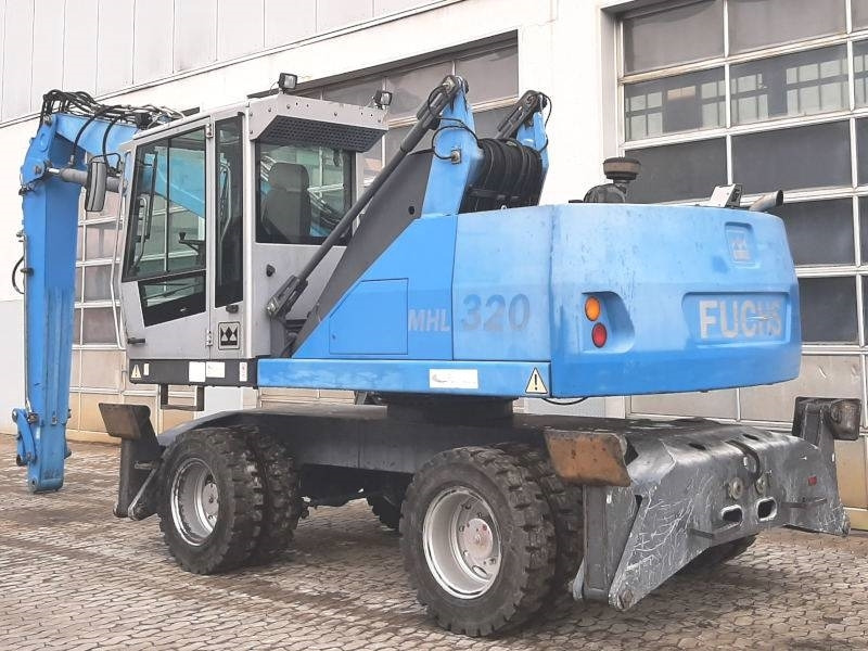 Fuchs MHL 320 D - Umschlagbagger: das Bild 3 Fuchs MHL 320 D - Umschlagbagger: das Bild 3
