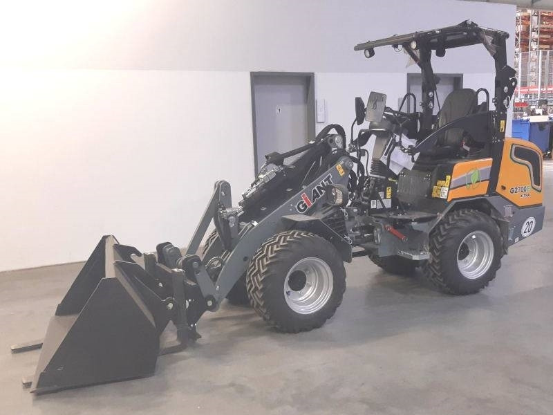 Giant G 2700 E X-Tra Elektro / electric - Kompaktlader: das Bild 2 Giant G 2700 E X-Tra Elektro / electric - Kompaktlader: das Bild 2