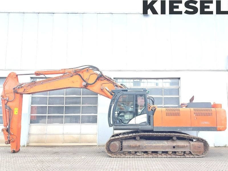 Hitachi KTEG KMC350-5 - Abrissbagger: das Bild 1 Hitachi KTEG KMC350-5 - Abrissbagger: das Bild 1