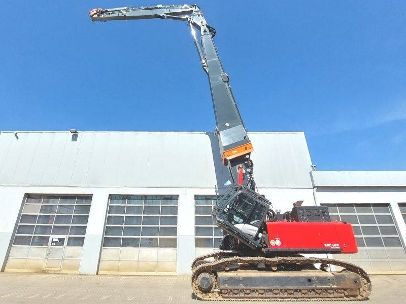 Hitachi KTEG KMC600P-6 - Abrissbagger: das Bild 2 Hitachi KTEG KMC600P-6 - Abrissbagger: das Bild 2