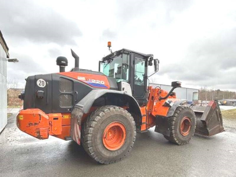 Hitachi ZW 220-6 - Radlader: das Bild 4 Hitachi ZW 220-6 - Radlader: das Bild 4