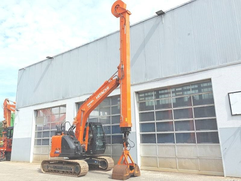 Hitachi ZX 135 US-6 Teledipper - Kettenbagger: das Bild 4 Hitachi ZX 135 US-6 Teledipper - Kettenbagger: das Bild 4