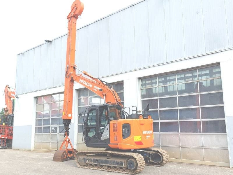 Hitachi ZX 135 US-6 Teledipper - Kettenbagger: das Bild 3 Hitachi ZX 135 US-6 Teledipper - Kettenbagger: das Bild 3