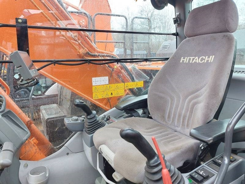 Abrissbagger Hitachi ZX 300 LC N-6: das Bild 13