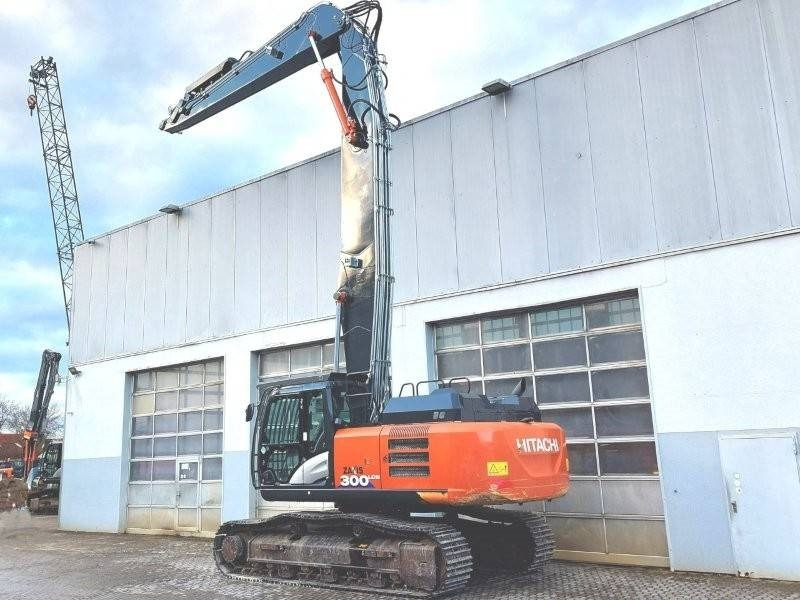 Hitachi ZX 300 LCN-6 - Abrissbagger: das Bild 3 Hitachi ZX 300 LCN-6 - Abrissbagger: das Bild 3