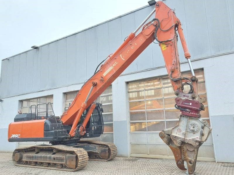 Hitachi ZX 350 LCN-6 +Demarec MQP-45 - Abrissbagger: das Bild 4 Hitachi ZX 350 LCN-6 +Demarec MQP-45 - Abrissbagger: das Bild 4