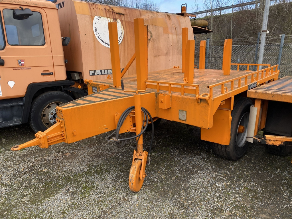 Eggers ZX 9E / für Ballastgewichte - Pritschenanhänger/ Plattformanhänger: das Bild 2 Eggers ZX 9E / für Ballastgewichte - Pritschenanhänger/ Plattformanhänger: das Bild 2