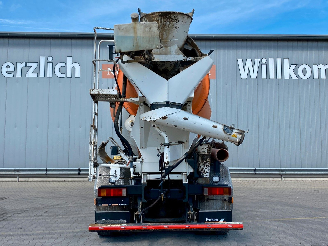Iveco Trakker AD 340 TB 400/8x4 | 9m³ Liebherr*Navi*AC - Fahrmischer: das Bild 4 Iveco Trakker AD 340 TB 400/8x4 | 9m³ Liebherr*Navi*AC - Fahrmischer: das Bild 4