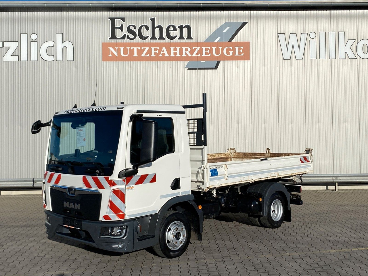 MAN TGL 8.220 BB | MEILLER*3xSitze*Klima*Navi*2x AHK - Kipper Transporter: das Bild 1 MAN TGL 8.220 BB | MEILLER*3xSitze*Klima*Navi*2x AHK - Kipper Transporter: das Bild 1