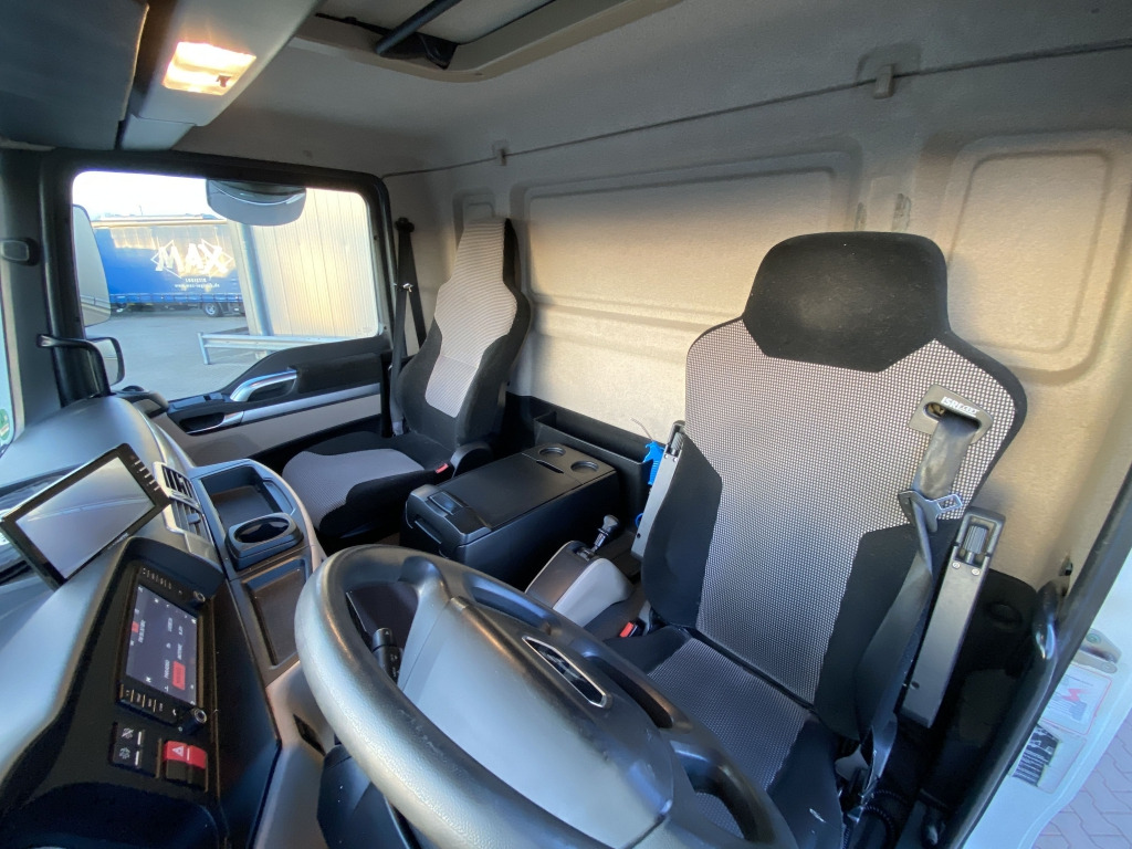 MAN TGM 12.290 4x2 BL / Palfinger LBW - Koffer LKW: das Bild 5 MAN TGM 12.290 4x2 BL / Palfinger LBW - Koffer LKW: das Bild 5