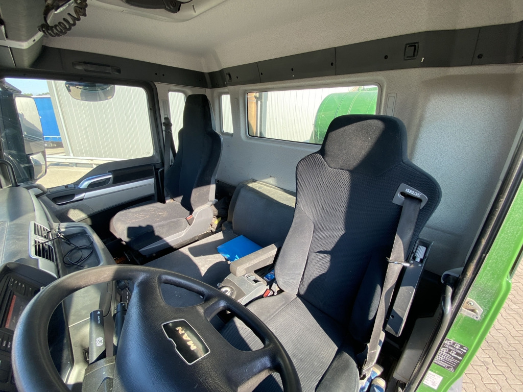 MAN TGS 32.360 8x4 BB / 9 m³ Stetter-Aufbau - Fahrmischer: das Bild 3 MAN TGS 32.360 8x4 BB / 9 m³ Stetter-Aufbau - Fahrmischer: das Bild 3