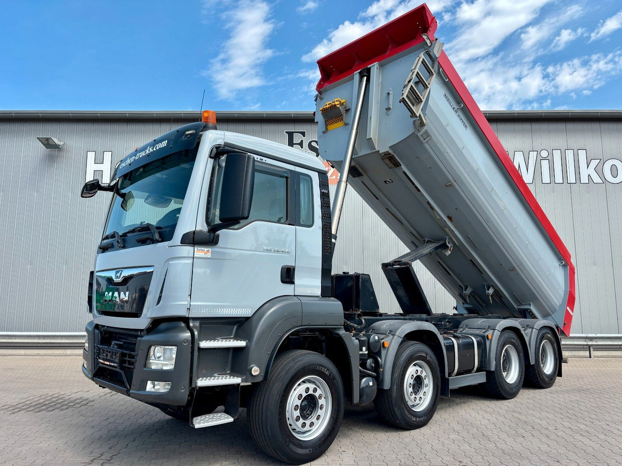 MAN TGS 35.420 8x4 BL | MEILLER*Rollplane*Navi*Klima - Absetzkipper: das Bild 2 MAN TGS 35.420 8x4 BL | MEILLER*Rollplane*Navi*Klima - Absetzkipper: das Bild 2