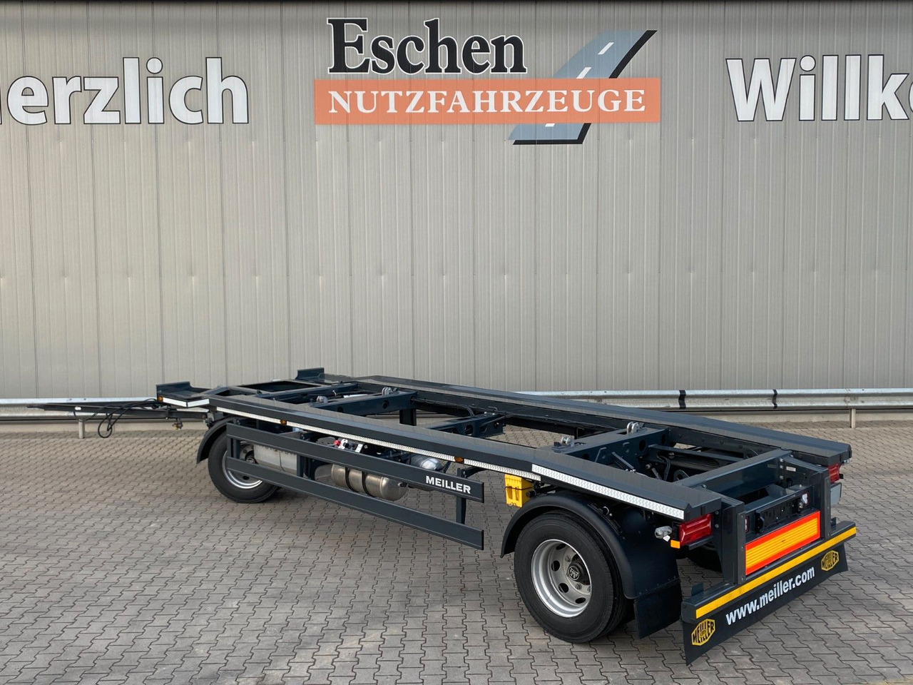Meiller MG 18 ZO 5,4 | NEU*Werkzeugkasten - Abrollanhänger/ Absetzanhänger: das Bild 4 Meiller MG 18 ZO 5,4 | NEU*Werkzeugkasten - Abrollanhänger/ Absetzanhänger: das Bild 4