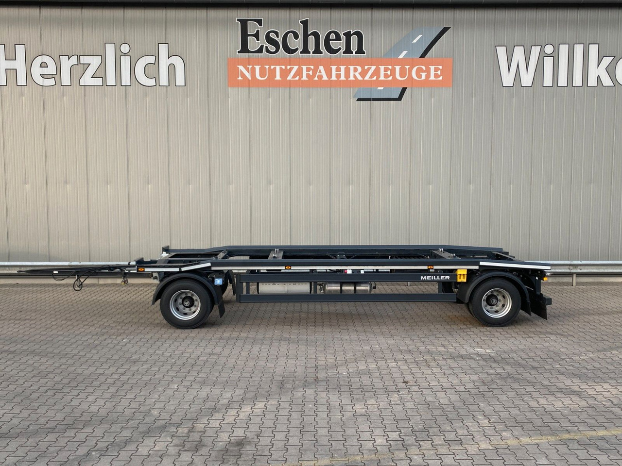 Meiller MG 18 ZO 5,4 | NEU*Werkzeugkasten - Abrollanhänger/ Absetzanhänger: das Bild 3 Meiller MG 18 ZO 5,4 | NEU*Werkzeugkasten - Abrollanhänger/ Absetzanhänger: das Bild 3