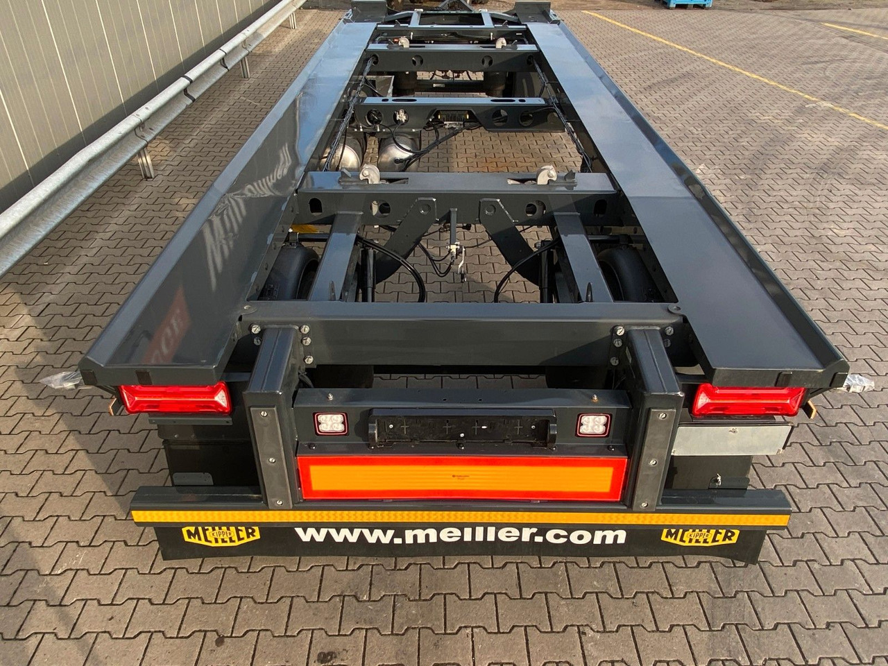 Meiller MG 18 ZO 5,4 | NEU*Werkzeugkasten - Abrollanhänger/ Absetzanhänger: das Bild 5 Meiller MG 18 ZO 5,4 | NEU*Werkzeugkasten - Abrollanhänger/ Absetzanhänger: das Bild 5