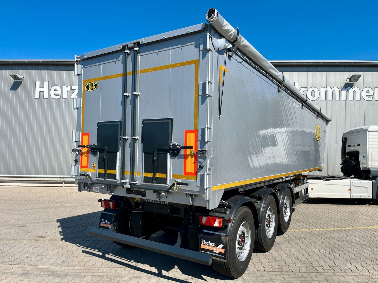 Meiller MHKA 45/3 Getreide 49m³ ALU*7mm Boden*Lift*Plane - Kipper Auflieger: das Bild 4 Meiller MHKA 45/3 Getreide 49m³ ALU*7mm Boden*Lift*Plane - Kipper Auflieger: das Bild 4