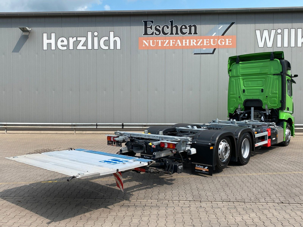 Mercedes-Benz Actros MP5 2542 L|OHNE EZ*Lenkachse*Ladebordwand - Containerwagen/ Wechselfahrgestell LKW: das Bild 5 Mercedes-Benz Actros MP5 2542 L|OHNE EZ*Lenkachse*Ladebordwand - Containerwagen/ Wechselfahrgestell LKW: das Bild 5