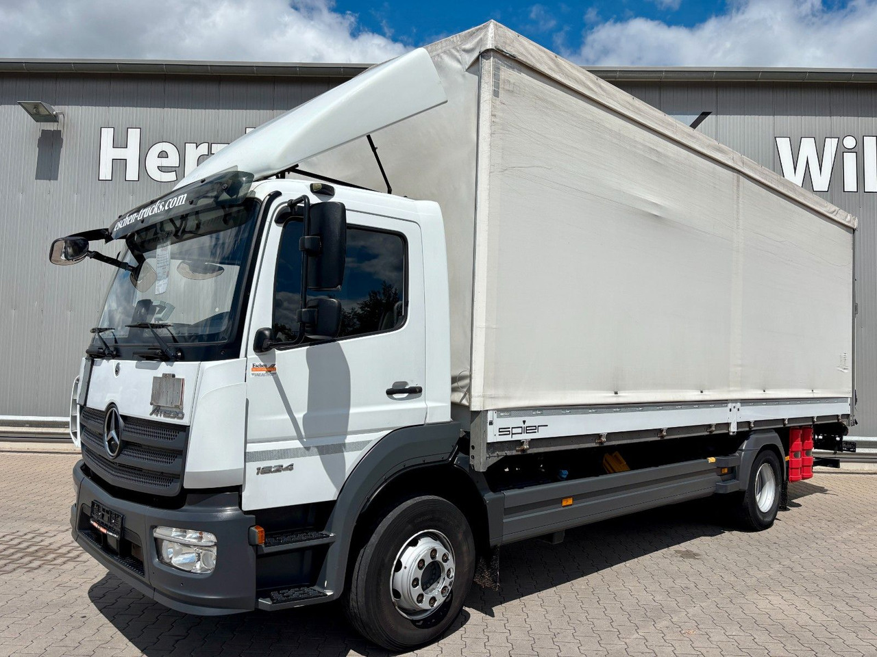 Mercedes-Benz Atego 1624 I 2,66m Höhe*Pritsche*Plane*LBW*AHK - Plane LKW: das Bild 1 Mercedes-Benz Atego 1624 I 2,66m Höhe*Pritsche*Plane*LBW*AHK - Plane LKW: das Bild 1