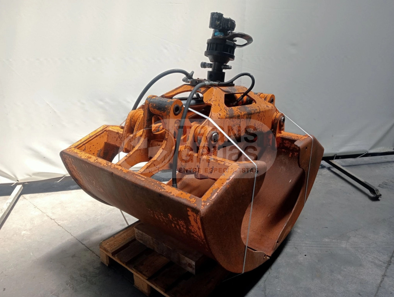 Bivalva HEMA 350l - Zweischalengreifer: das Bild 1 Bivalva HEMA 350l - Zweischalengreifer: das Bild 1