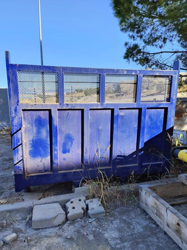 Caja quita y pon 3000x2500x800 MM - Pritschenaufbau: das Bild 2 Caja quita y pon 3000x2500x800 MM - Pritschenaufbau: das Bild 2