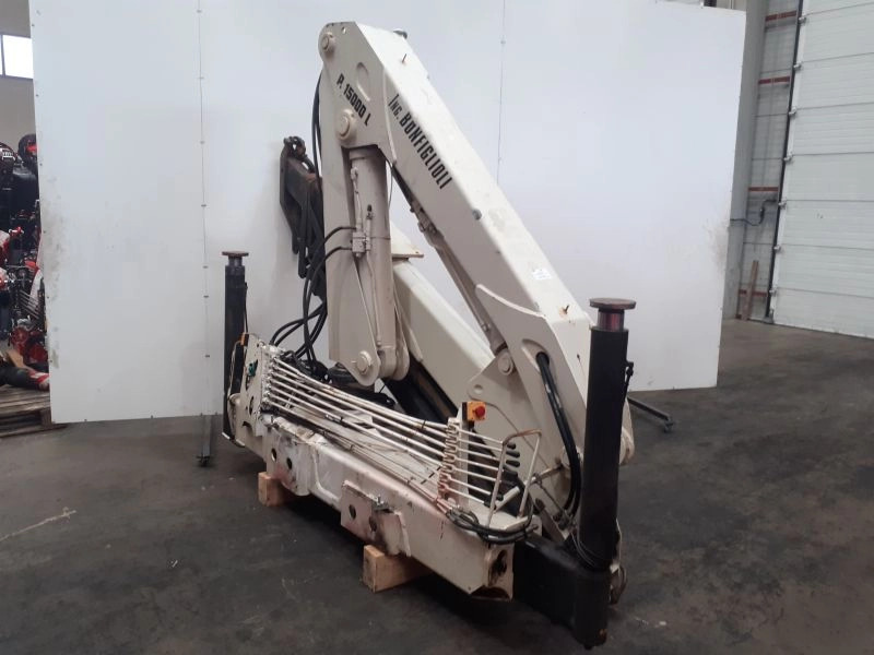 Grúa Bonfiglioli P15000L - Ladekran für LKW: das Bild 3 Grúa Bonfiglioli P15000L - Ladekran für LKW: das Bild 3