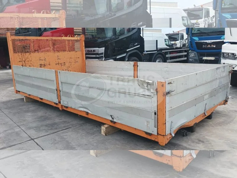 Carrocería fija usada - Pritschenaufbau: das Bild 2 Carrocería fija usada - Pritschenaufbau: das Bild 2