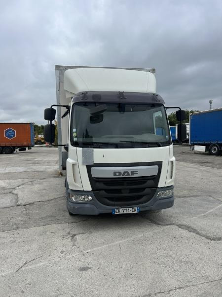 DAF LF 210 - Koffer LKW: das Bild 2 DAF LF 210 - Koffer LKW: das Bild 2