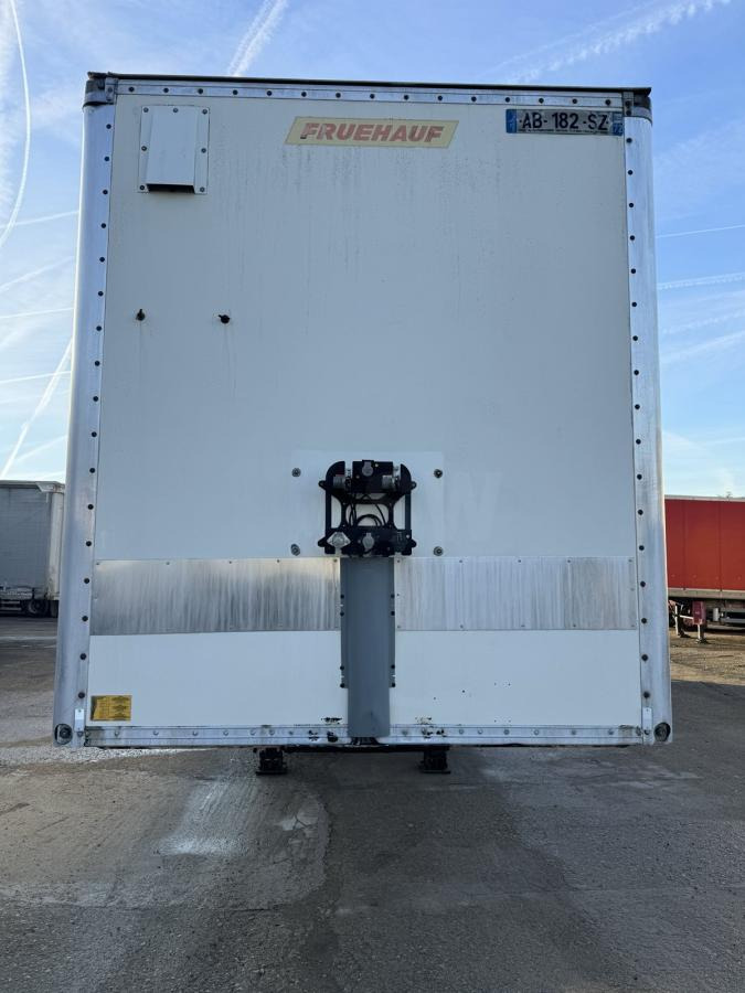 Fruehauf - Koffer Auflieger: das Bild 2 Fruehauf - Koffer Auflieger: das Bild 2