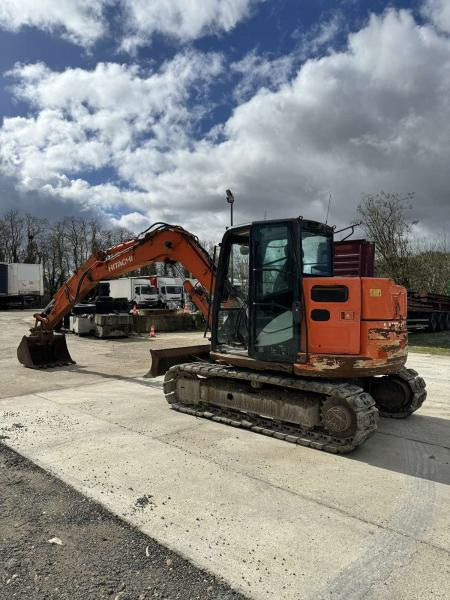 Hitachi ZX85USB-5A - Kettenbagger: das Bild 1 Hitachi ZX85USB-5A - Kettenbagger: das Bild 1