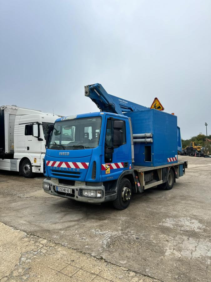 Iveco Eurocargo 100E19 - LKW mit Arbeitsbühne: das Bild 1 Iveco Eurocargo 100E19 - LKW mit Arbeitsbühne: das Bild 1