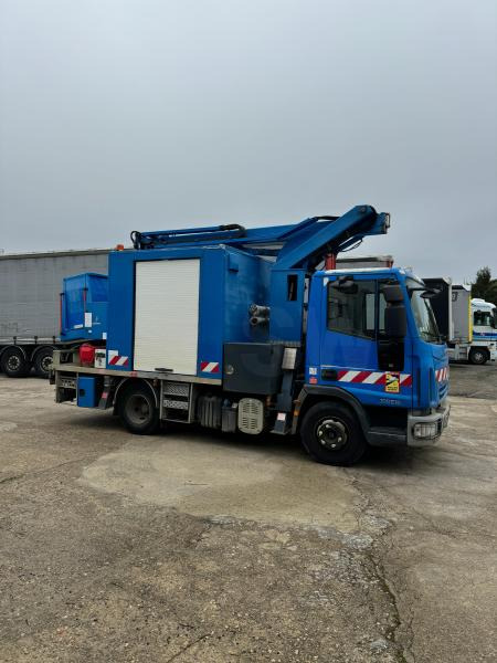 Iveco Eurocargo 100E19 - LKW mit Arbeitsbühne: das Bild 5 Iveco Eurocargo 100E19 - LKW mit Arbeitsbühne: das Bild 5