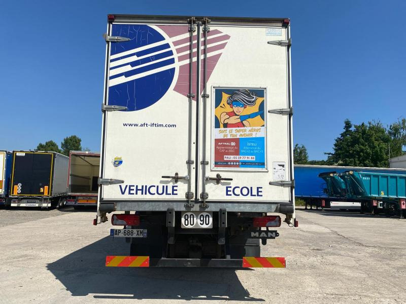 MAN TGX 18.360 - Plane LKW: das Bild 3 MAN TGX 18.360 - Plane LKW: das Bild 3