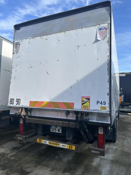 Renault D-Series D19 - Koffer LKW: das Bild 4 Renault D-Series D19 - Koffer LKW: das Bild 4