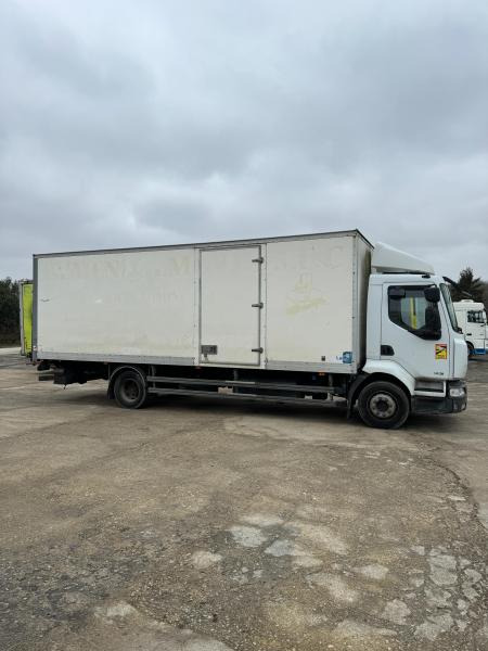 Renault Midlum 180 - Koffer LKW: das Bild 2 Renault Midlum 180 - Koffer LKW: das Bild 2