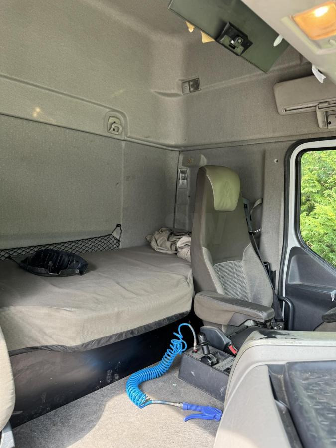 Renault Premium 430 - Containerwagen/ Wechselfahrgestell LKW: das Bild 2 Renault Premium 430 - Containerwagen/ Wechselfahrgestell LKW: das Bild 2