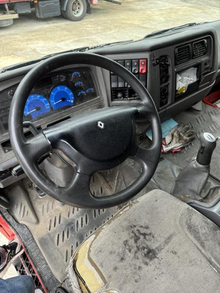 Renault Premium - Plane LKW: das Bild 3 Renault Premium - Plane LKW: das Bild 3