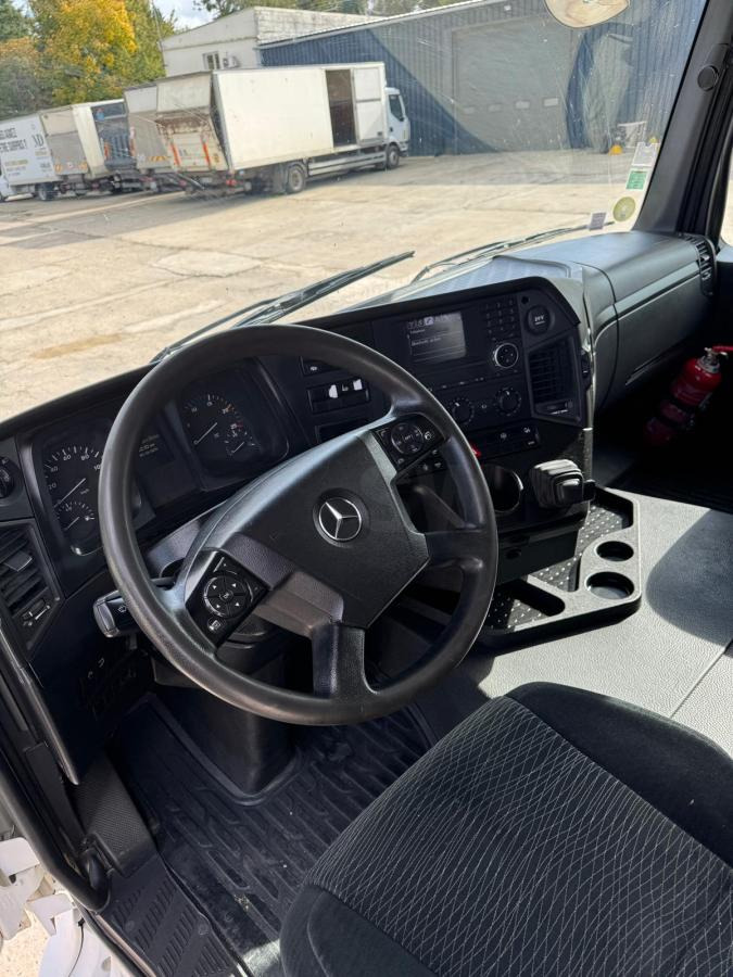 Mercedes Arocs 2045 - Sattelzugmaschine: das Bild 4 Mercedes Arocs 2045 - Sattelzugmaschine: das Bild 4