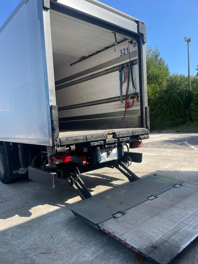 Scania R 320 - Kühlkoffer LKW: das Bild 4 Scania R 320 - Kühlkoffer LKW: das Bild 4