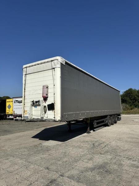 Schmitz Cargobull - Planenauflieger: das Bild 1 Schmitz Cargobull - Planenauflieger: das Bild 1