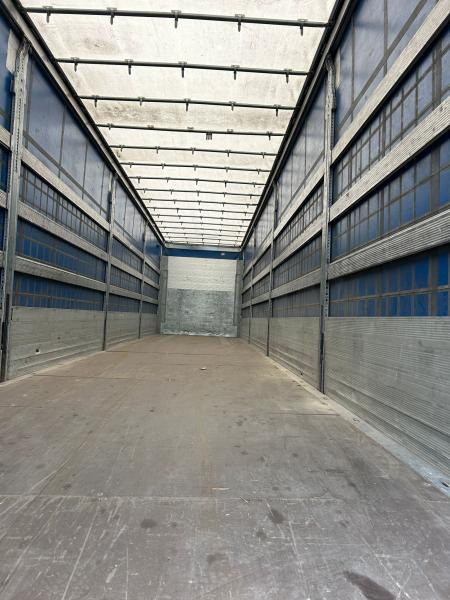Schmitz Cargobull - Planenauflieger: das Bild 4 Schmitz Cargobull - Planenauflieger: das Bild 4