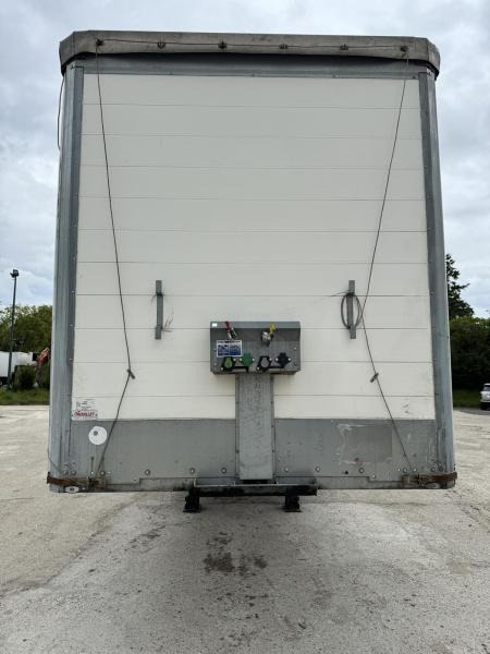 Trouillet - Planenauflieger: das Bild 2 Trouillet - Planenauflieger: das Bild 2