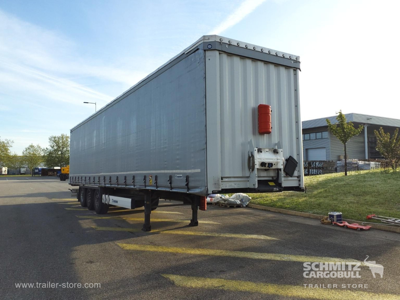 KRONE Curtainsider Standard - Planenauflieger: das Bild 1 KRONE Curtainsider Standard - Planenauflieger: das Bild 1