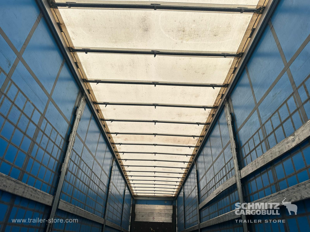 SCHMITZ Curtainsider Standard - Planenauflieger: das Bild 5 SCHMITZ Curtainsider Standard - Planenauflieger: das Bild 5