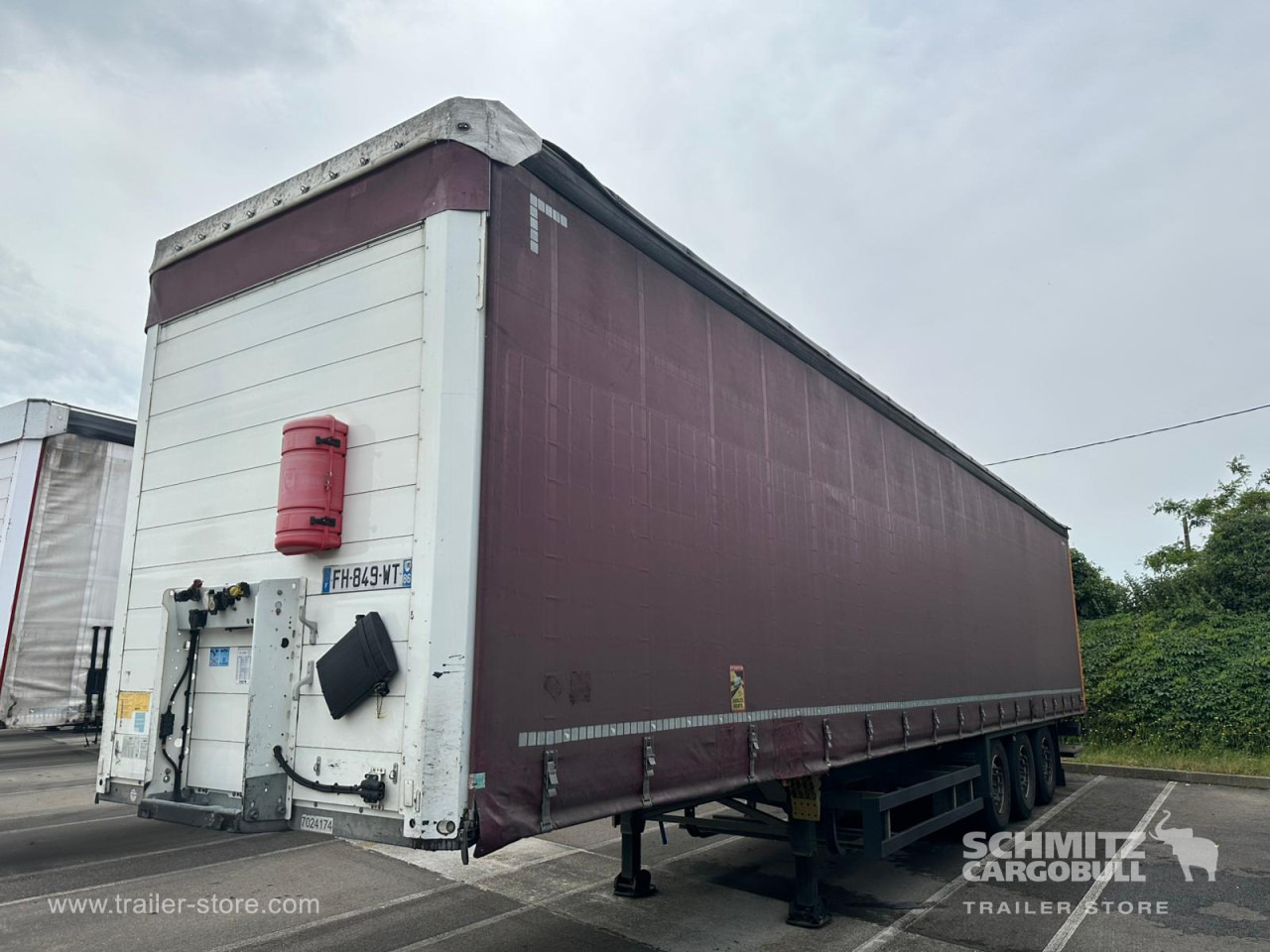 Planenauflieger SCHMITZ Curtainsider Standard Taillift: das Bild 8