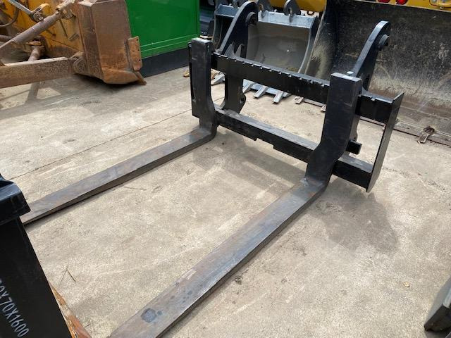 Cat 926-930-938 - Gabel für Baumaschine: das Bild 1 Cat 926-930-938 - Gabel für Baumaschine: das Bild 1
