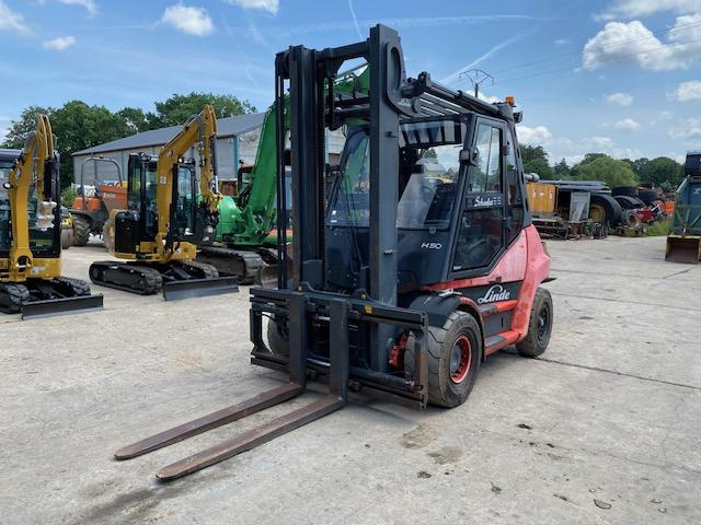 Linde H50 D-02 - Dieselstapler: das Bild 1 Linde H50 D-02 - Dieselstapler: das Bild 1