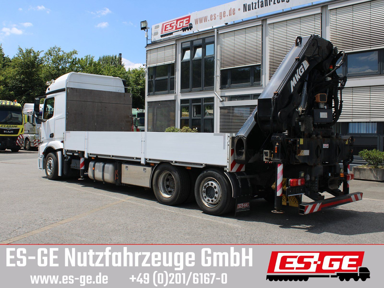 Mercedes-Benz 2546 6X2 ACTROS mit MKG Ladekran HLK 531HP a5 - Pritsche LKW, Autokran: das Bild 2 Mercedes-Benz 2546 6X2 ACTROS mit MKG Ladekran HLK 531HP a5 - Pritsche LKW, Autokran: das Bild 2