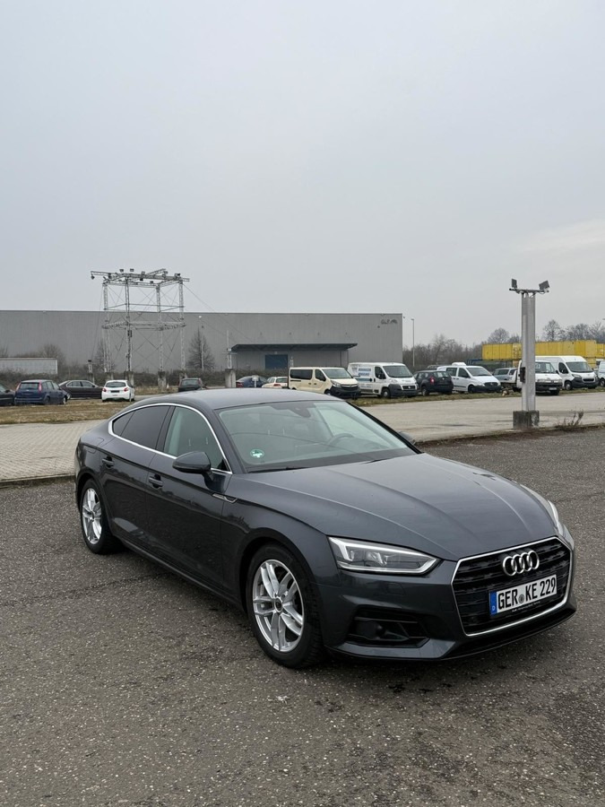 AUDI A5 Sportback 2.0 TDI Schräghecklimousine - PKW: das Bild 2 AUDI A5 Sportback 2.0 TDI Schräghecklimousine - PKW: das Bild 2