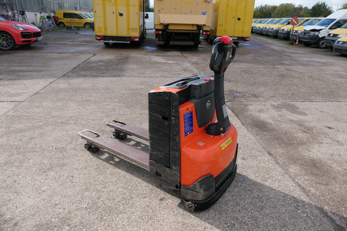 BT LWE 160 Batterie 26/2024 - Niederhubwagen: das Bild 4 BT LWE 160 Batterie 26/2024 - Niederhubwagen: das Bild 4